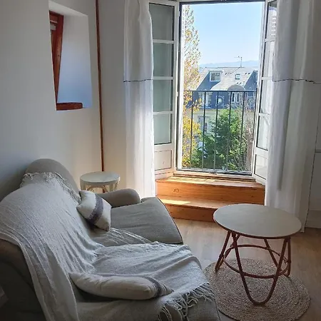 Escapade De Charme Les Pieds Dans L'Eau Apartment Houlgate Exterior photo